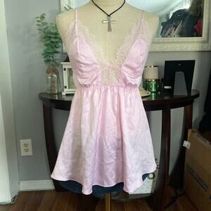 Victoria secret lace top size